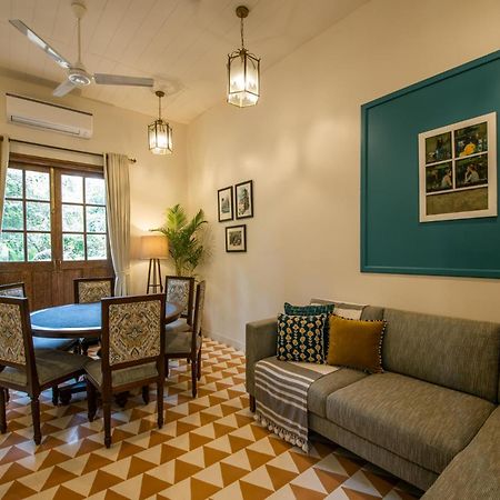 Lohonostays Estate De Escobar Олд Гоа Екстериор снимка